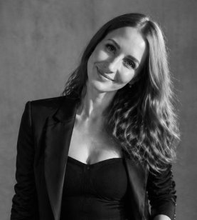 Lucie Bednářová